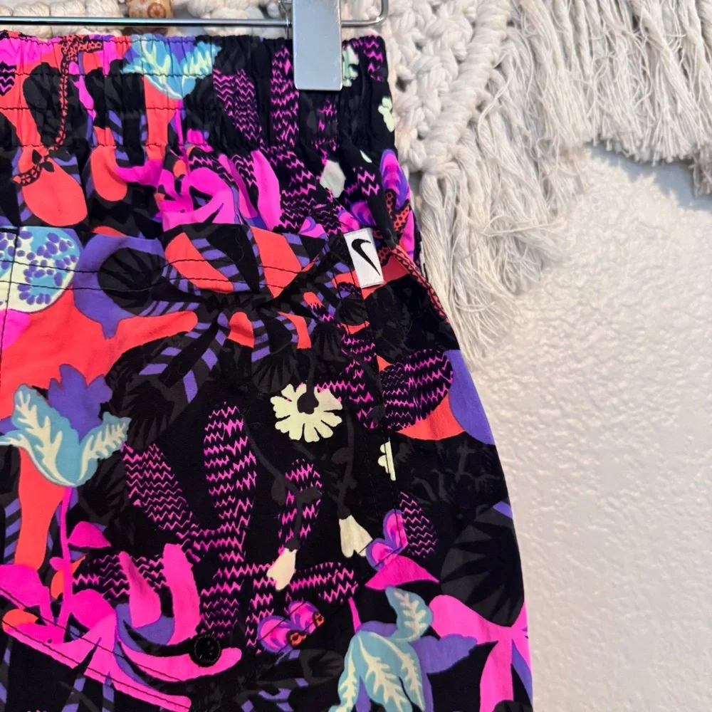 Nike Men's‎ Electric Floral 5